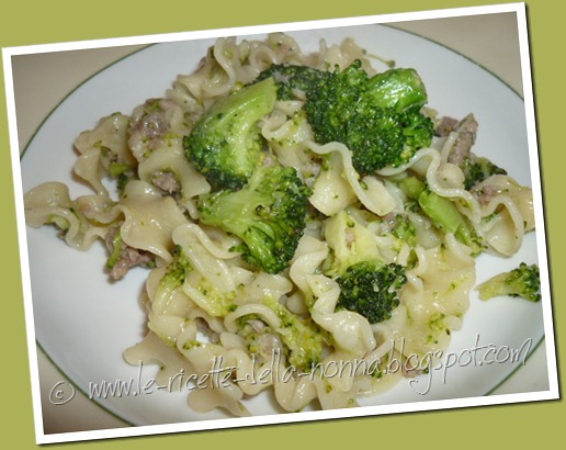 Ricciarelle di kamut con broccoli, cipollotto e salsiccia (7)