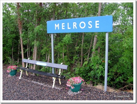 Melrose ex railway station closed in 1969. Train don't call here any more.