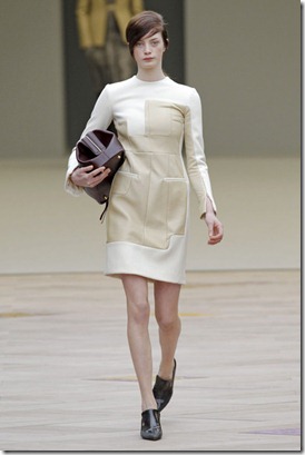 CELINE-FALL-RTW-2011-PODIUM-024_runway