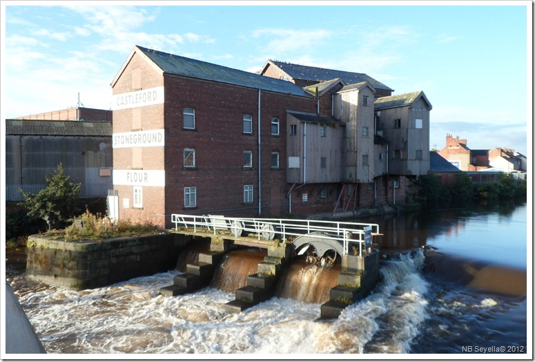 SAM_3635 Allinson Mill and Weir