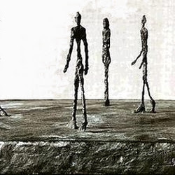 13b.- Giacometti. Plaza