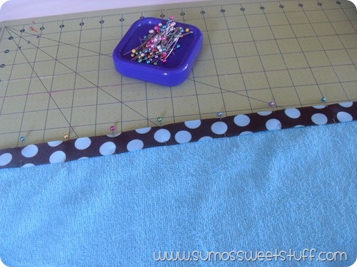 Pool Chair Organizer - www.sumossweetstuff.com #sewing