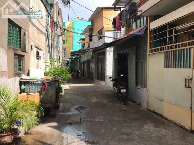 Bán nhà hẻm ô tô Trịnh Đình Thảo Quận Tân Phú 03 Bán nhà hẻm ô tô Trịnh Đình Thảo Quận Tân Phú 03