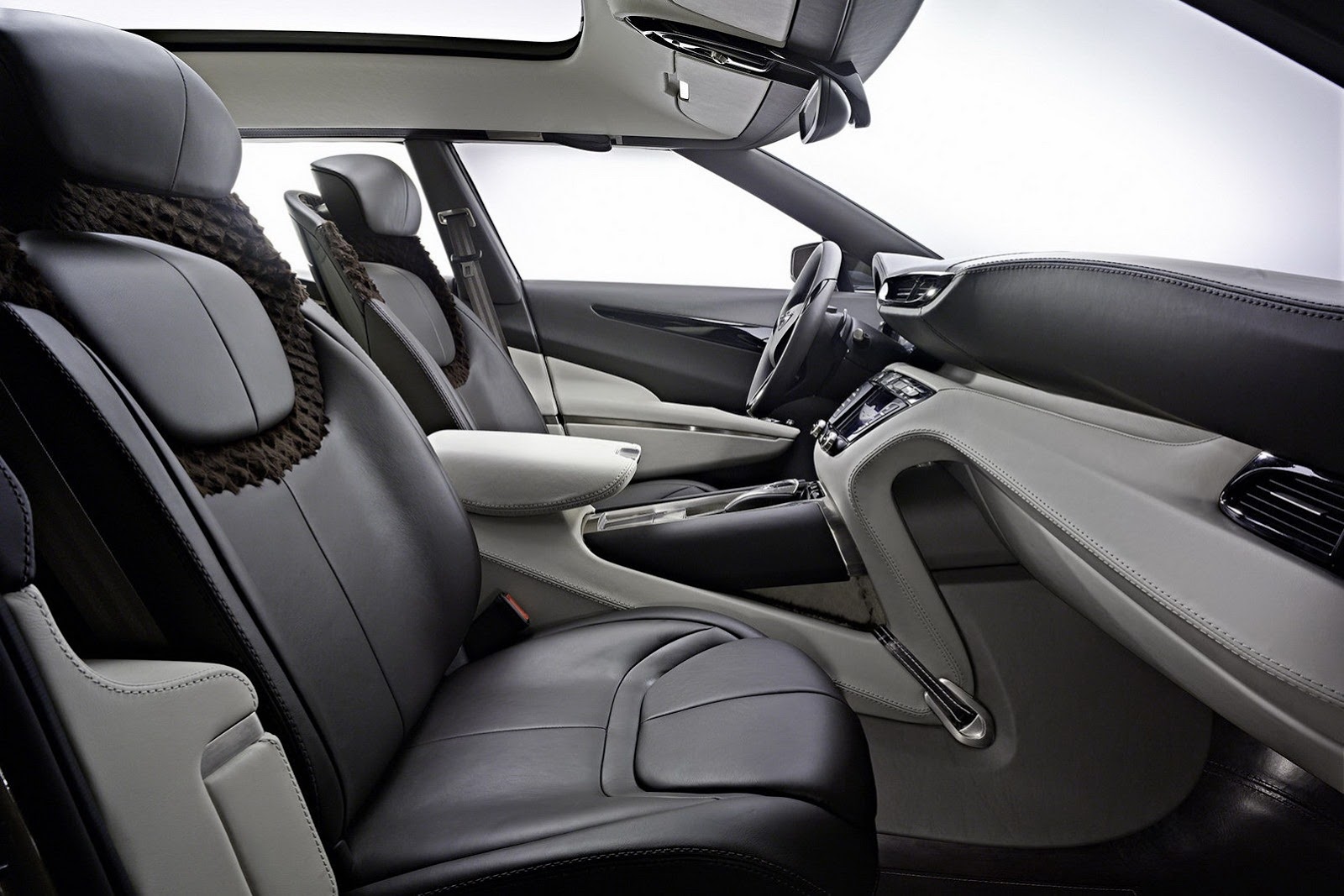 [Aston-Martin-Lagonda-SUV-6%255B2%255D.jpg]