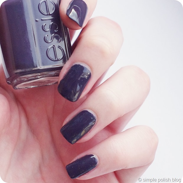 [Review] EssieUnder the Twilight simple polish blog