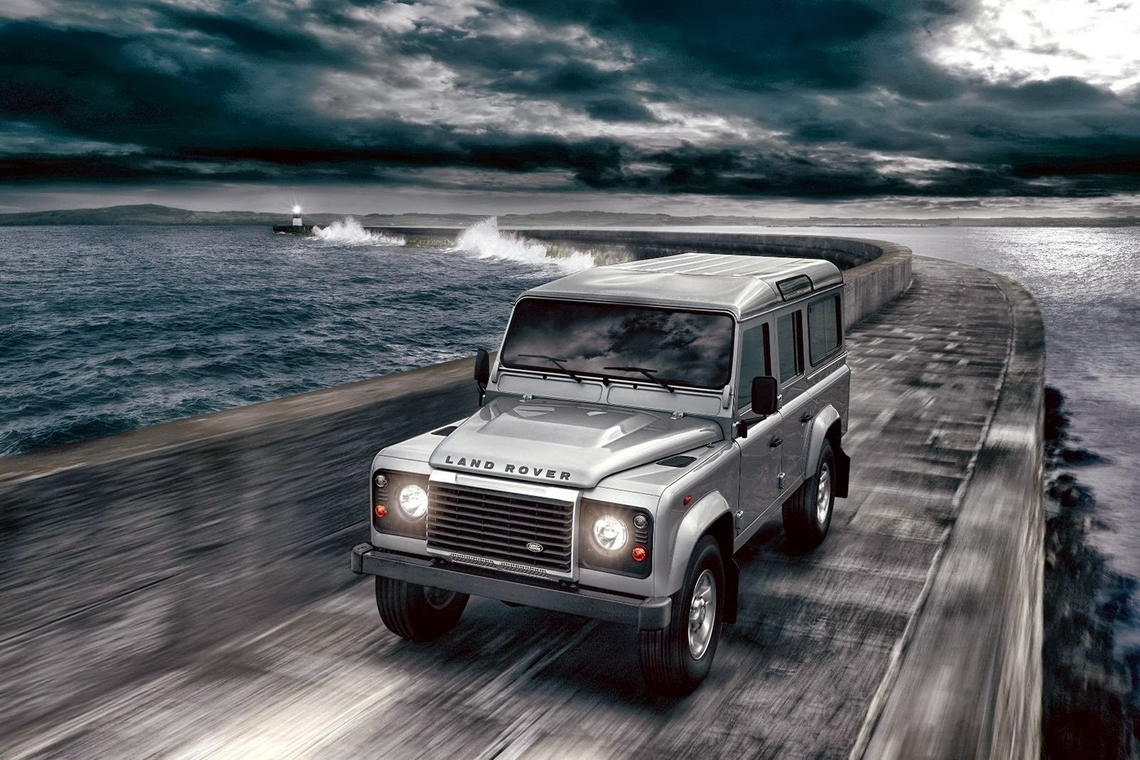 [Land-Rover-Defender-14%255B2%255D.jpg]