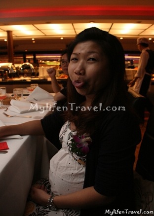 Bangkok Cruise Dinner 01