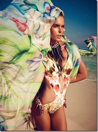 Viktoria-Halenarova-Models-Swimwear-for-Bazaar-Czech-by-Andreas-Ortnermaldives-fashion-shoot1