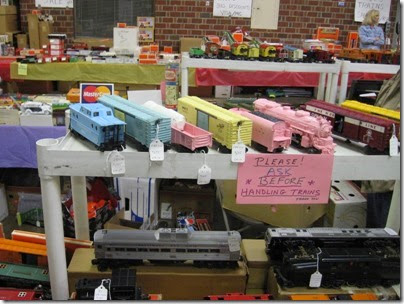 IMG_0200 Lionel Girls Train on Vendor Table at the Great Train Expo in Portland, Oregon on February 16, 2008