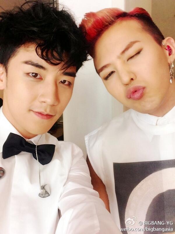 G-Dragon - One Of A Kind World Tour 2013 - Beijing - 05apr2013 - Weibo.jpg