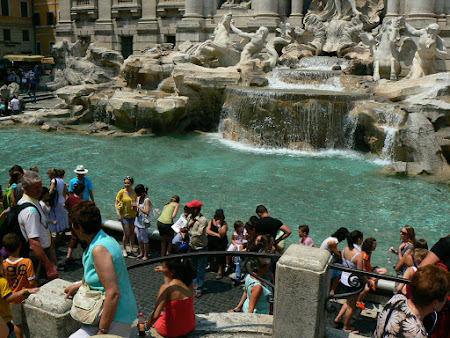 Imagini Italia: Fontana di Trevi Roma