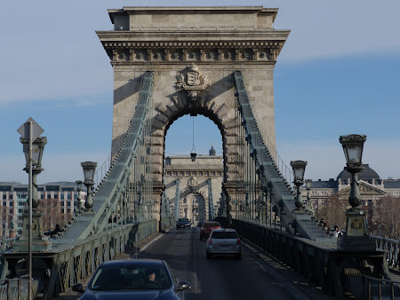 Obiective turistice Budapesta: Podul cu lanturi