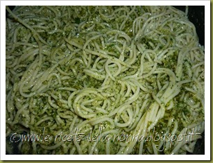 Spaghetti di riso semintegrale senza glutine con pesto di nocciole, basilico e peperoncino piccante (9)