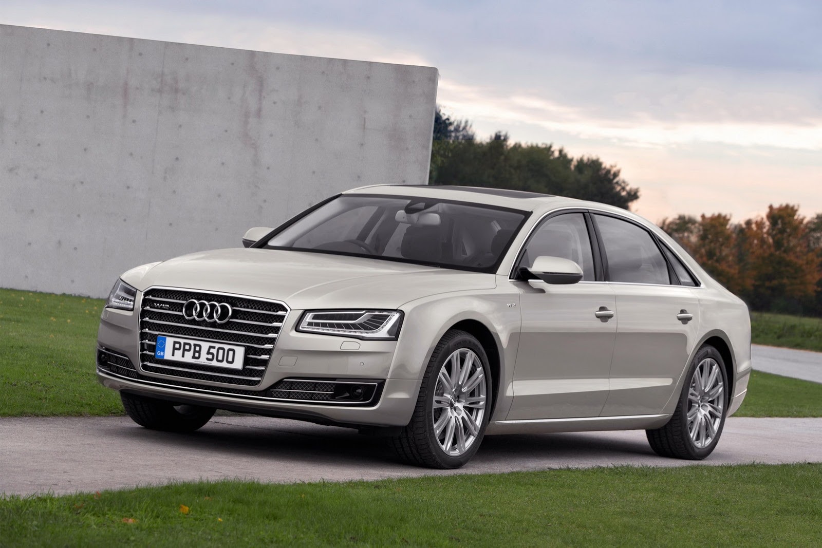 [2014-Audi-A8-1%255B2%255D.jpg]
