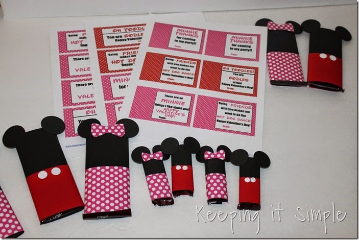 Mickey and Minnie Mouse Candy Bar Valentines  (9)