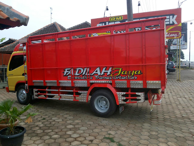 Nasikin Variasi Bak  truk  Fadhilah Jaya  Brebes merah