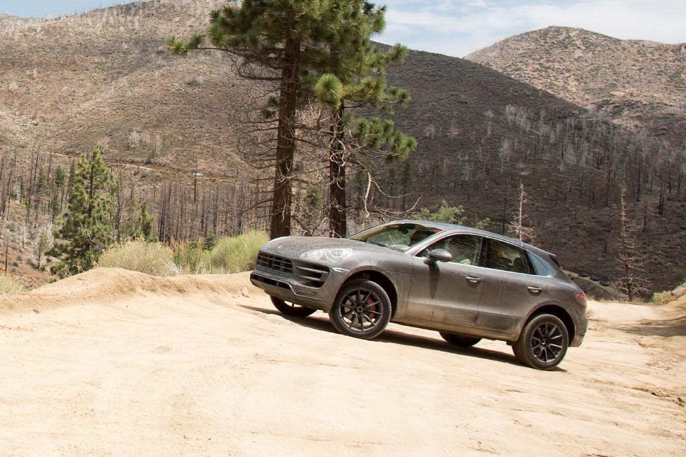 [New-Porsche-Macan-26%255B2%255D.jpg]