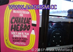 DSC02882.JPG tidskrift Charlie Hebdo Sergels Torg och demonstration. Med amorism