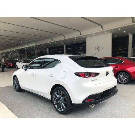 Cần bán Mazda 3 2017 fl phanh điện tử  màu trắng siêu lướt