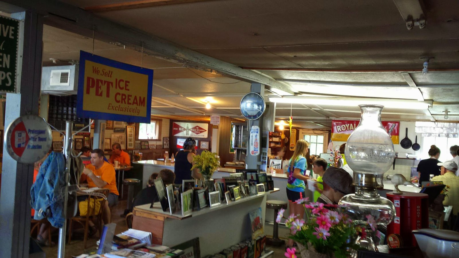 Tales From The Wood Booger A Greeneville Institution The Bean Barn