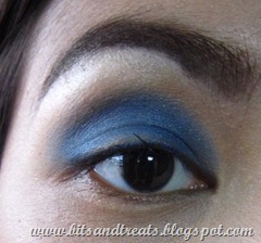 abstract blue eotd, by bitsandtreats