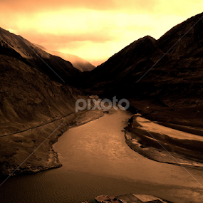 ROTI RAASTA AUR INDIA ;) by Gaurav Mehra - Landscapes Sunsets & Sunrises