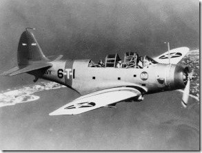 Douglas_TBD-1_VT-6_in_flight_c1938