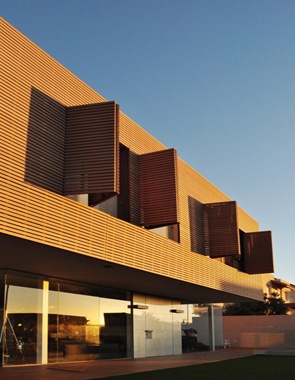 fachada-contemporanea-minimalista fachada-contemporanea-minimalista