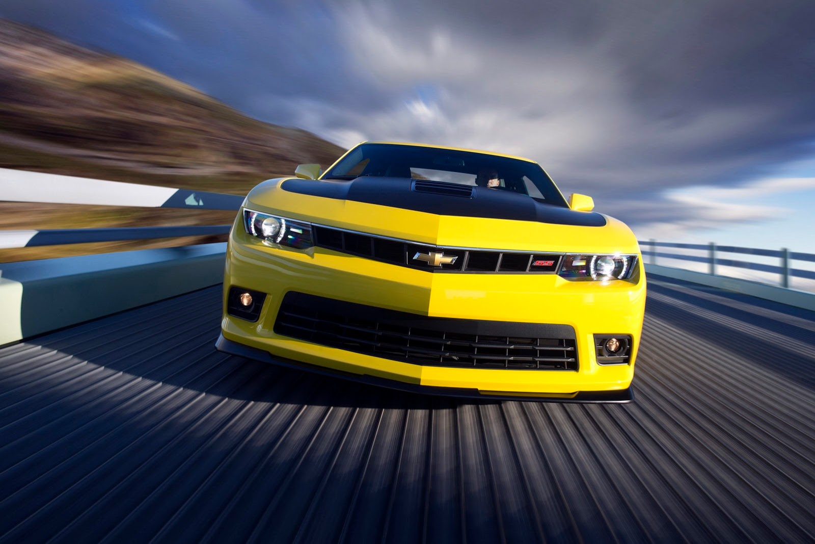 [2014-Chevrolet-Camaro1LE-10%255B2%255D.jpg]