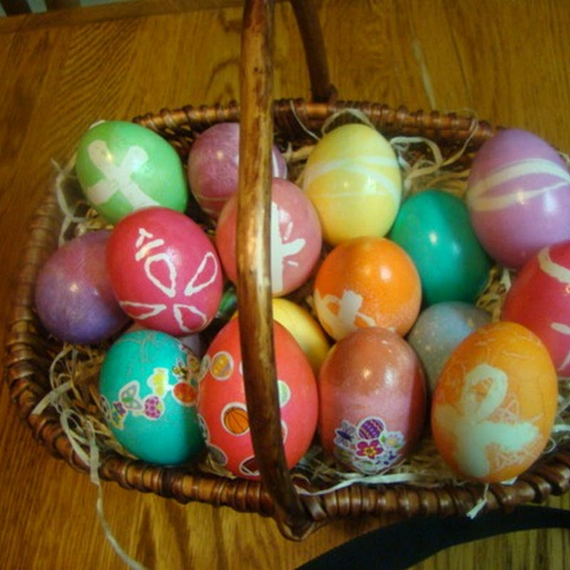 Πέντε τρόποι να βάψετε τα Πασχαλινά σας αυγά