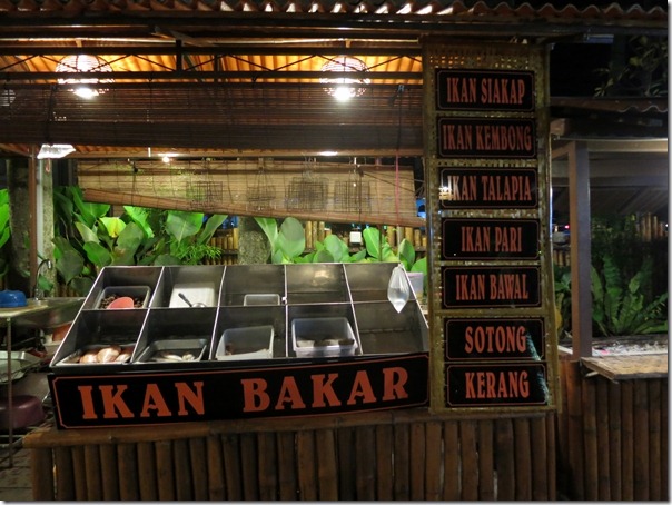 Pudin Ttg Restoran D Dapur Ibuku Santapan Sekeluarga Di Alor Setar Rumah 2 Tingkat Dihias Menarik Dan Boleh Makan Secara Bersila Di Meja Ala Jepun
