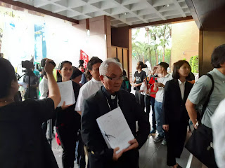 Đc. Micae Hoàng Đức Oanh cùng phái đoàn Việt Nam đến Đài Loan khởi kiện Formosa