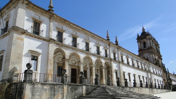 Mosteiro de Alcobaça - Fachada