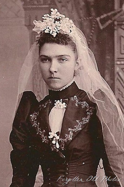 wedding Bl;ack dress white veil Buggy Wheel antiques Cabinet card