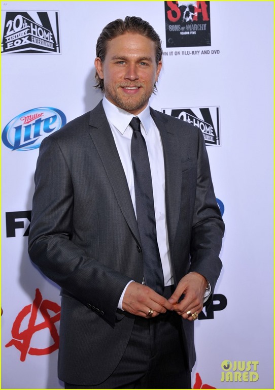 [charlie-hunnam-talks-fifty-shades-of-grey-for-first-time-04%255B4%255D.jpg]