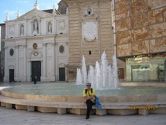 Площадь Plaza del Pilar. Сарагоса Площадь Plaza del Pilar. Сарагоса
