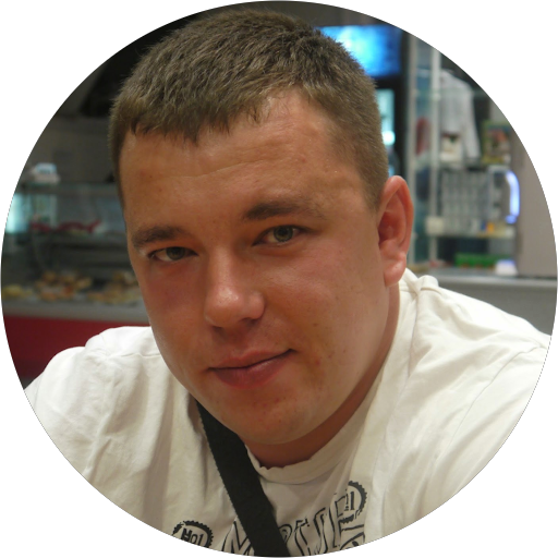Артур Семенов