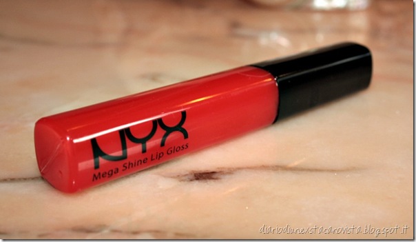 nyx lipgloss juicy red