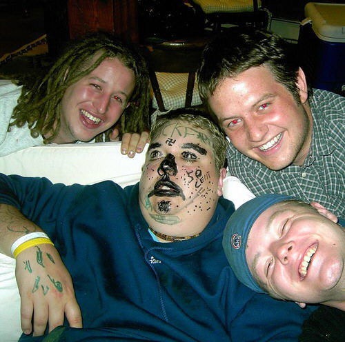 [borrachos%2520%2520%252821%2529%255B2%255D.jpg]