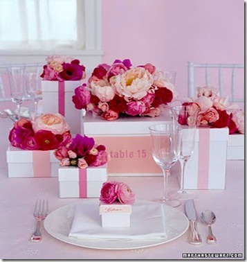 Martha-Stewart-Weddings-flower-boxes