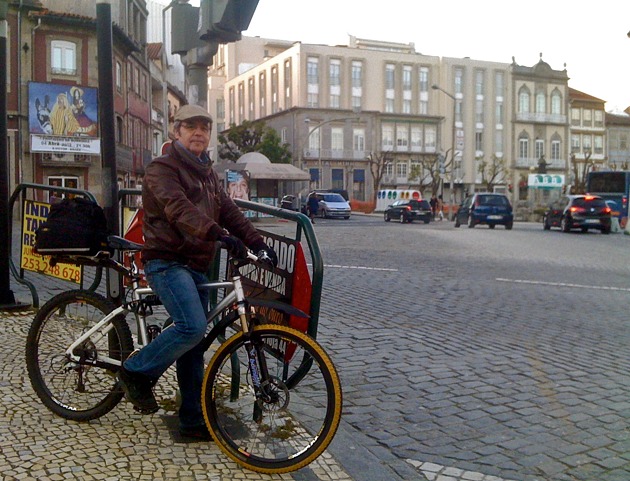 ciclistas-37.jpg Ciclistas Urbanos em Braga