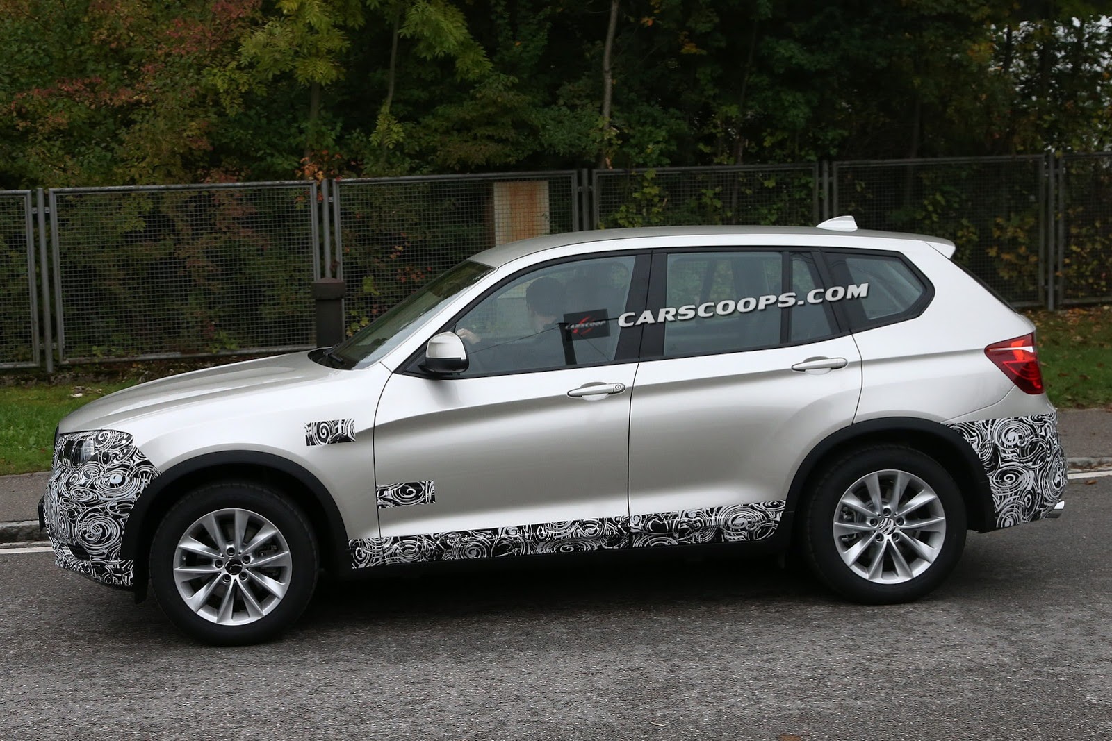 [2015-BMW-X3-FL-6B%255B3%255D.jpg]