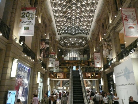 Shopping Argentina: Galerias Pacifico-Mall in Buenos Aires