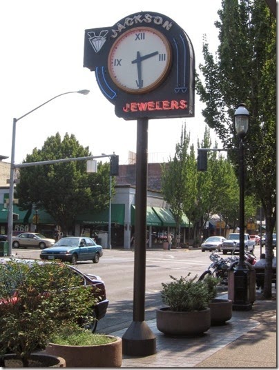 IMG_3237 Jackson Jewelers Street Clock in Salem, Oregon on September 4, 2006