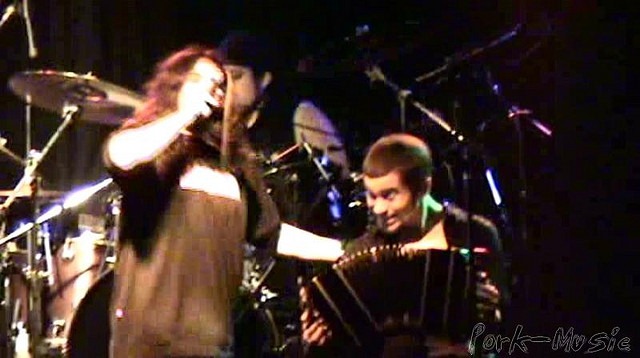 [2619418569_cb9ca3dc61_z%255B2%255D.jpg]