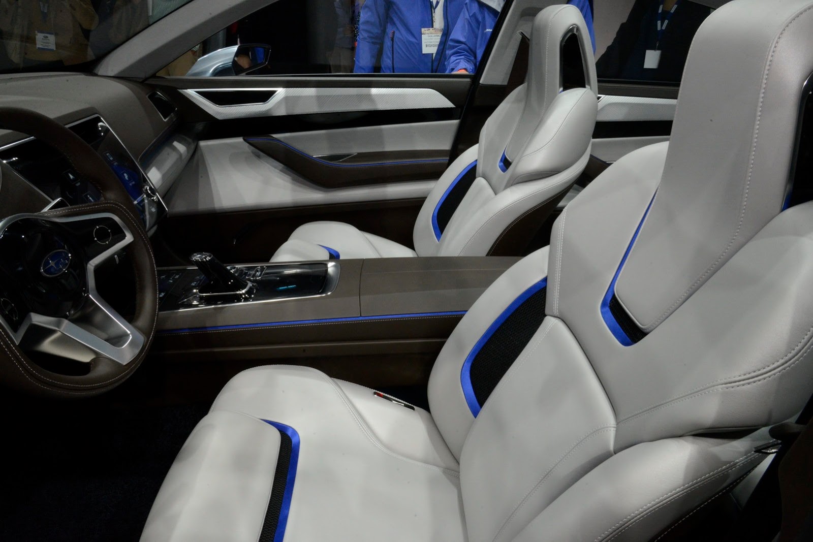 [2013-Los-Angeles-Auto-Show-328%255B2%255D.jpg]