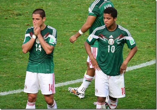 Holanda destroza sueño mexicano en un suspiro y ya está en cuartos #Brasil2014
