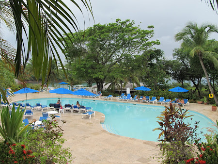Piscina Hotel Smugglers Cove St. Lucia Caraibe