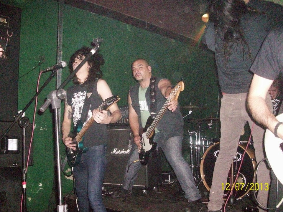 [1000140_10201542604549438_1563546832_n%255B3%255D.jpg]