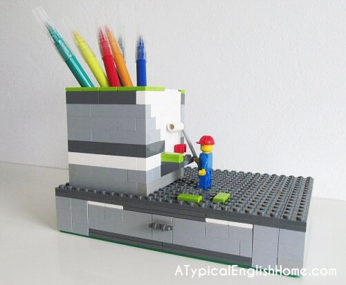 [legopenholder1%255B4%255D.jpg]